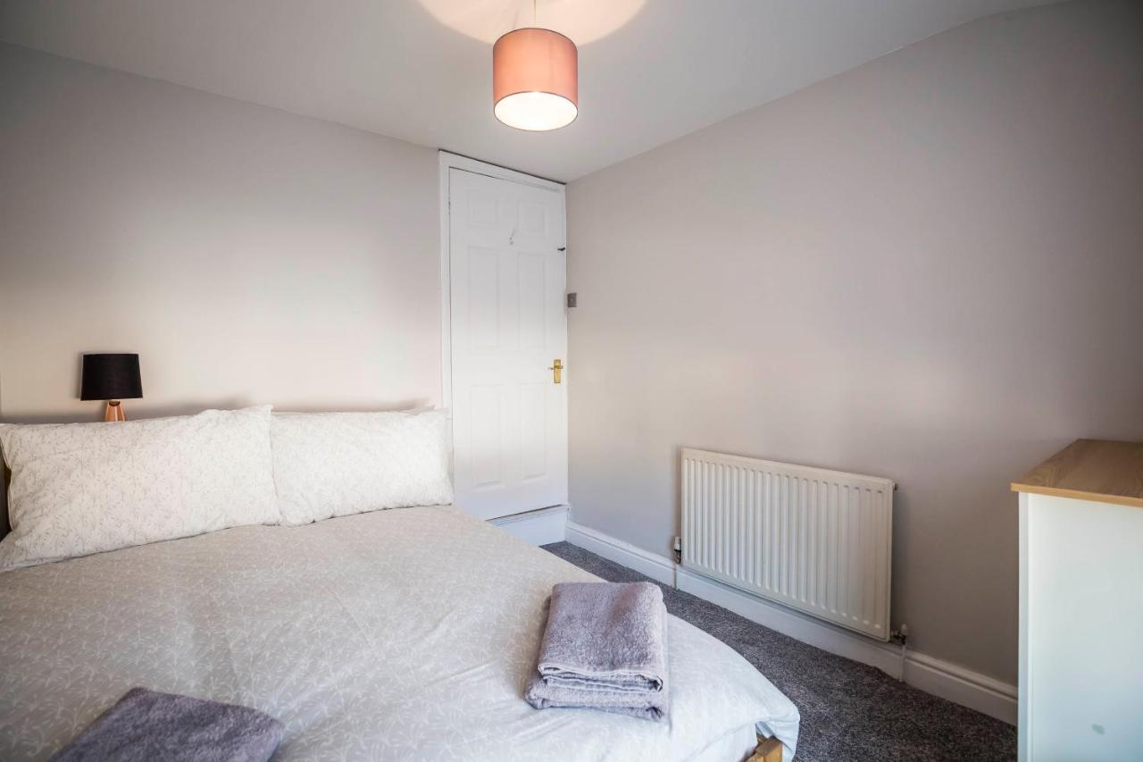 Spacious, Modern 4 Bed House Close To City Centre Chester Eksteriør billede