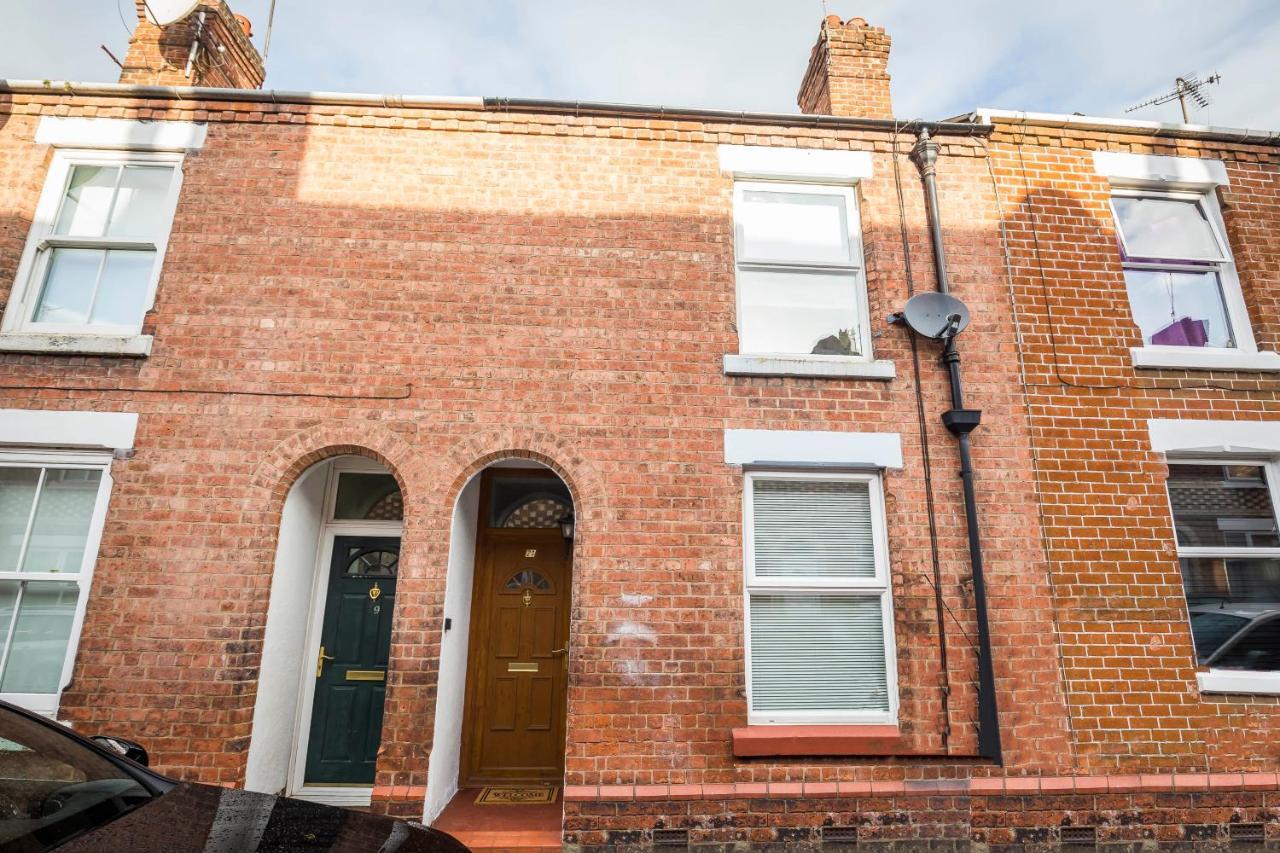 Spacious, Modern 4 Bed House Close To City Centre Chester Eksteriør billede